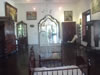 Curaao Museum: 19e eeuwse slaapkamer met meubels gemaakt van mahoniehout (41kb)