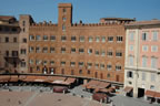 Siena: Piazza del Campo (97kb)